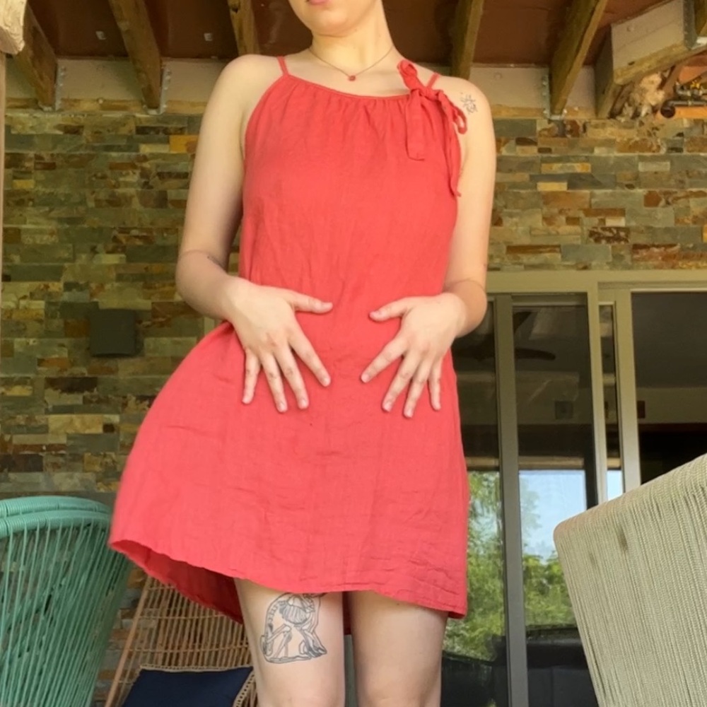 Lungo L’arno minimalist linen dress
